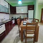 Vibes Апартаменты Влёра